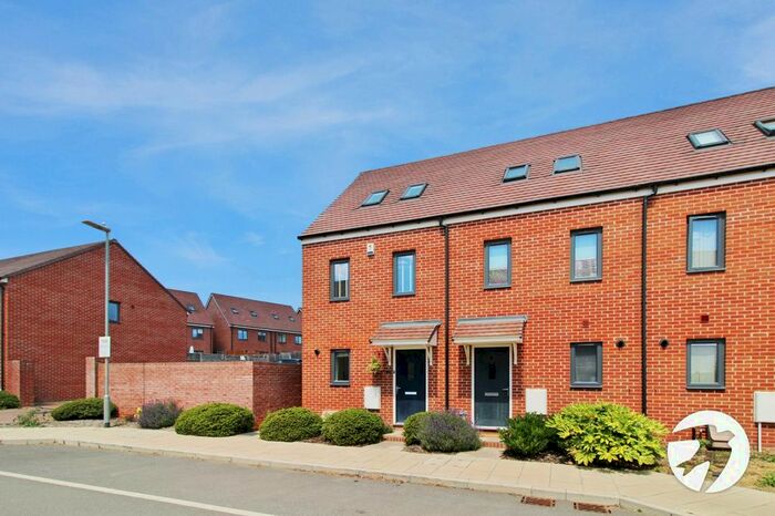 2 Bedroom End Of Terrace House To Rent In Swann Street, Castle Hill, Ebbsfleet Valley, Swanscombe, DA10