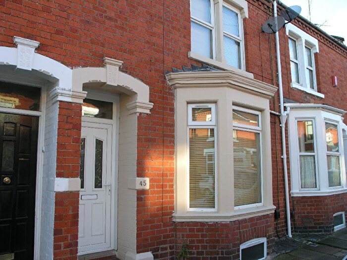 1 Bedroom Private Hall To Rent In Allen Road, Abington, NN1