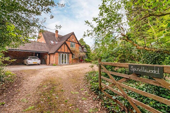 5 Bedroom Detached House For Sale In Pinkneys Drive, Maidenhead, SL6