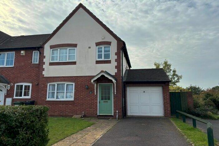 3 Bedroom Property To Rent In Lords Way, Exeter, EX2