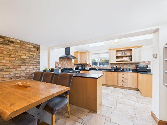 4 Bedroom Cottage For Sale In Wype Road, Eastrea, PE7