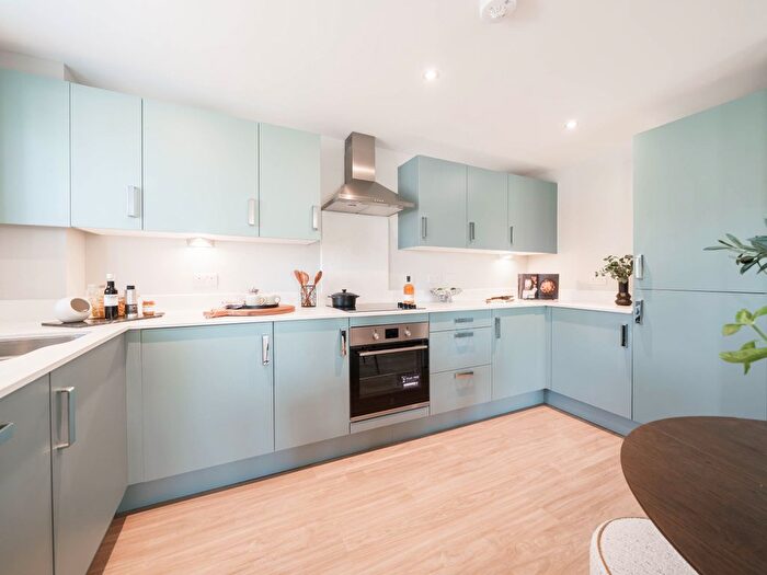 2 Bedroom Flat For Sale In "The Kinver" At Barton Hill Drive, Minster On Sea, ME12