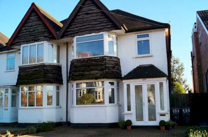 3 Bedroom Semi-Detached House To Rent In Acheson Road, Hall Green, B28