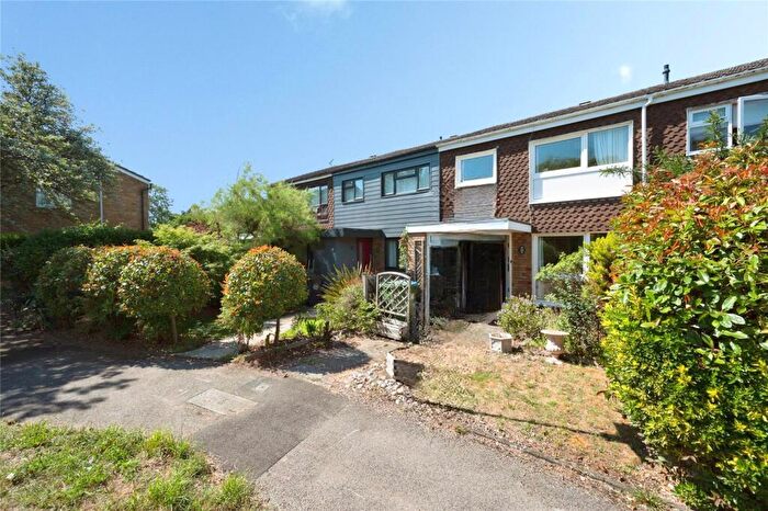 3 Bedroom Terraced House For Sale In Thames Meadow, West Molesey, Surrey, KT8