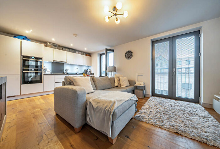 1 Bedroom Apartment For Sale In French Yard, Bristol, BS1