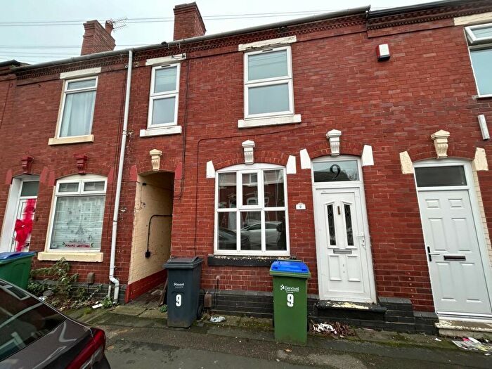 2 Bedroom Terraced House To Rent In Bearmore Road, Cradley Heath, West Midlands, B64