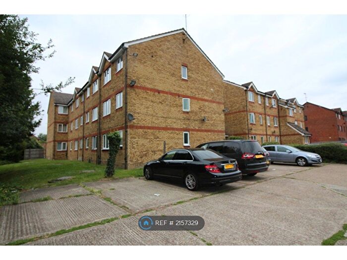 1 Bedroom Flat To Rent In Parsonage Road, Grays, RM20
