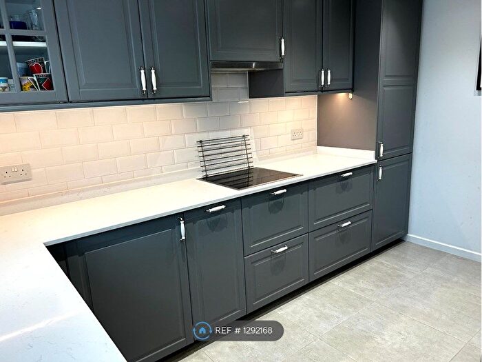 3 Bedroom Terraced House To Rent In Linksway, London, NW4