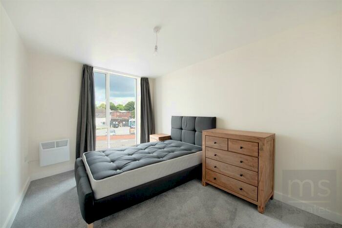 2 Bedroom Flat To Rent In The Curve, Gregory Street, Lenton, Nottingham, NG7