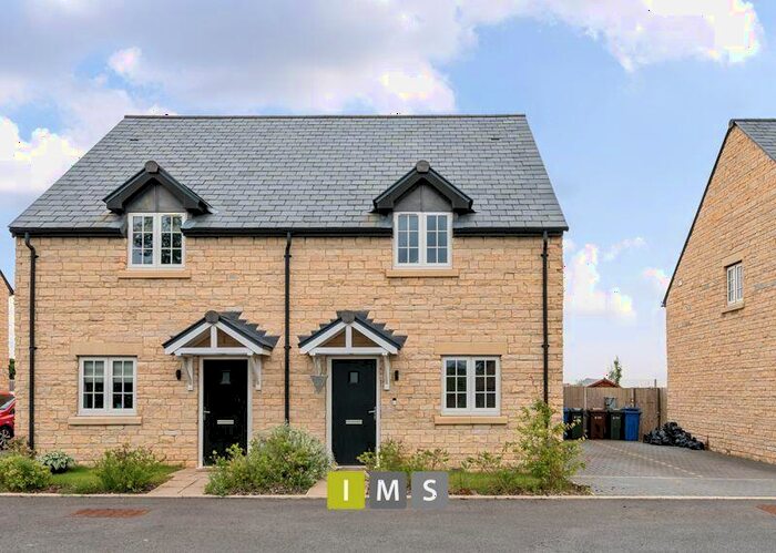 2 Bedroom Semi-Detached House For Sale In Church View, Bicester, OX27