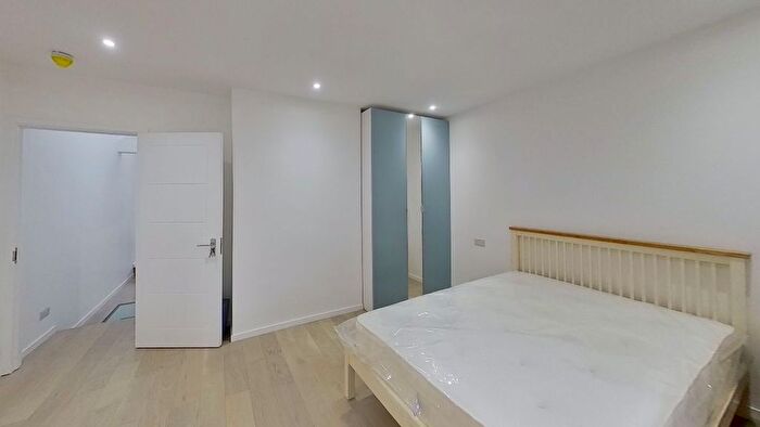 1 Bedroom Studio To Rent In Madrid Road, Guildford, GU2
