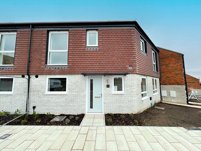 3 Bedroom Semi-Detached House To Rent In Clay Road, Northfleet, Gravesend, Kent, DA11