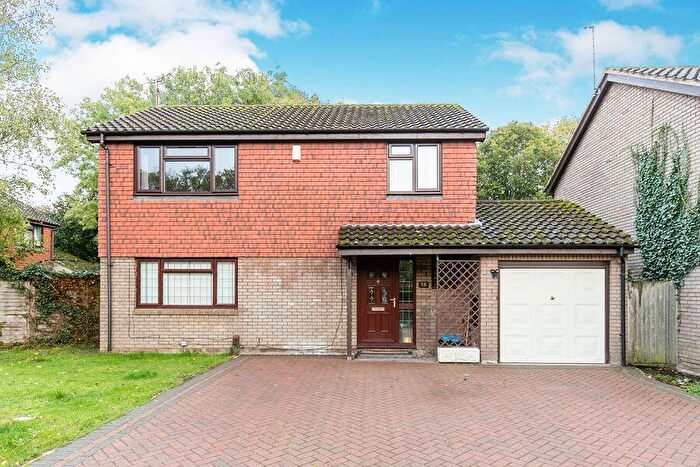 4 Bedroom Detached House To Rent In Stockbury Close, Earley, Reading, RG6