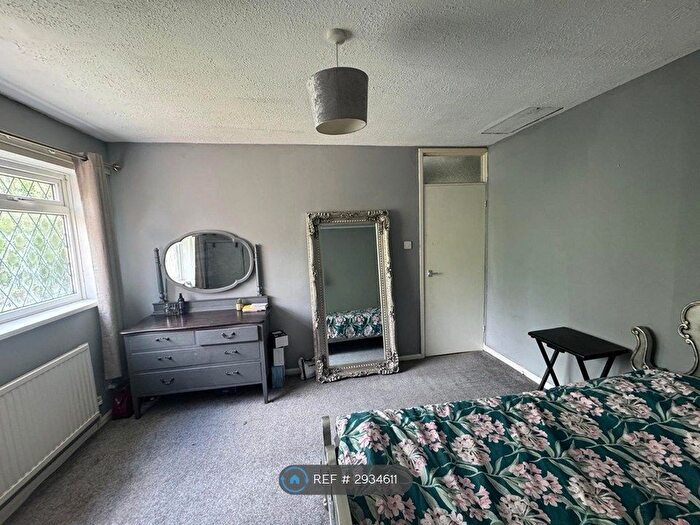 3 Bedroom Terraced House To Rent In Derwent Close, Manchester, M45