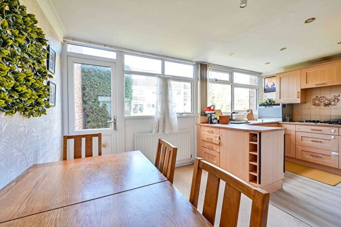 2 Bedroom Maisonette To Rent In Moorholme, Woking, GU22