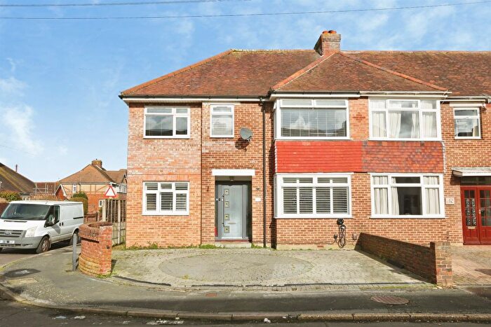 4 Bedroom End Terrace House For Sale In Dunkeld Road, Gosport, PO12