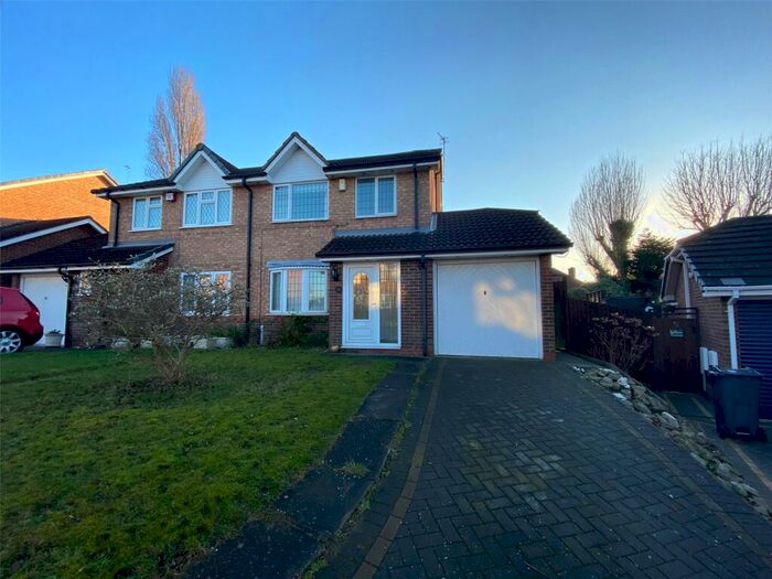3 Bedroom Semi-Detached House To Rent In Warrington Drive, New Oscott, Birmingham, B23