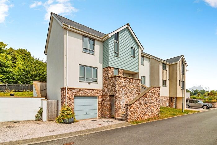 4 Bedroom Detached House For Sale In Welsury Road, Torquay, TQ2