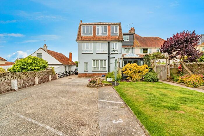 3 Bedroom Flat For Sale In Upper Morin Road, Paignton, TQ3