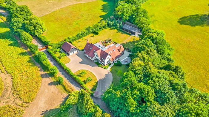 5 Bedroom Detached House For Sale In Howletts Road, Widford, Ware, SG12