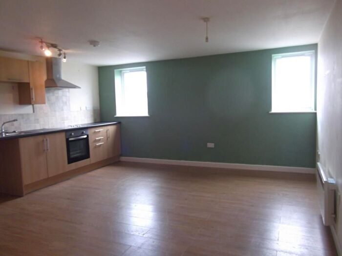2 Bedroom Flat To Rent In Above Cutz Hairdressers, Chepstow, Monmouthshire, NP16