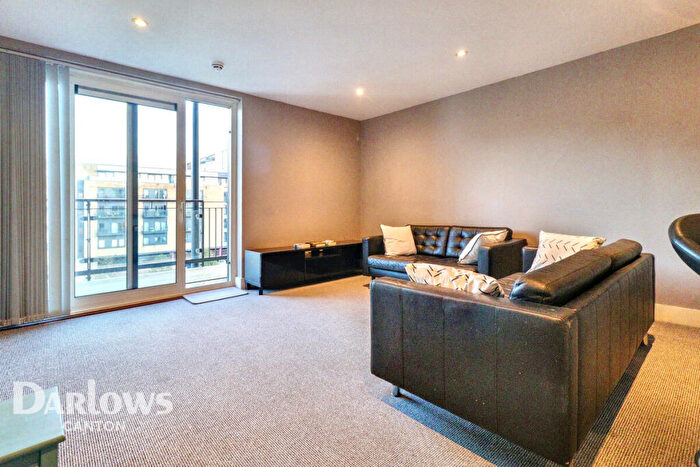 2 Bedroom Apartment For Sale In Ferry Court, Cardiff, CF11