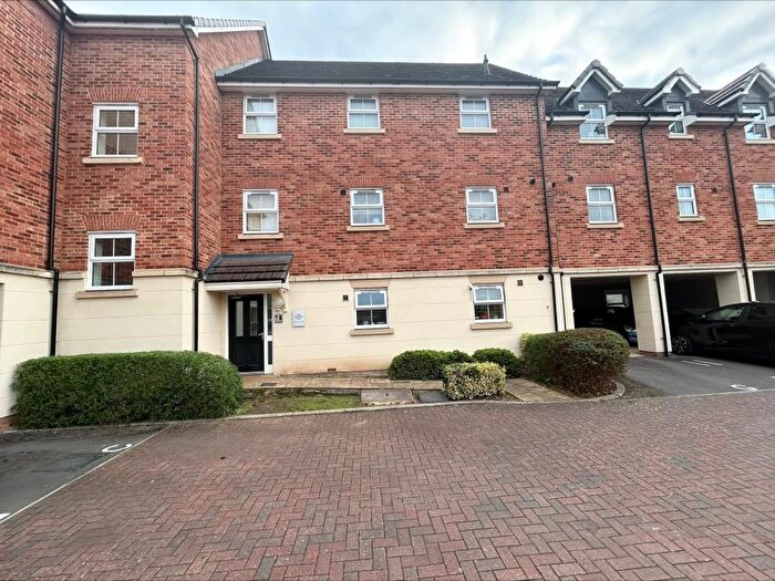 2 Bedroom Apartment To Rent In Newbury, Berkshire, RG14