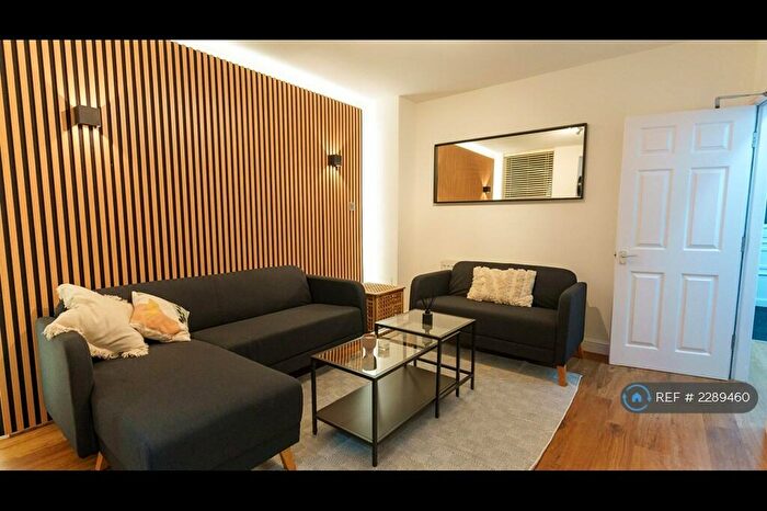 5 Bedroom Terraced House To Rent In Connaught Road, Liverpool, L7