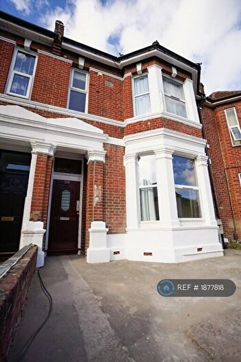 7 Bedroom Terraced House To Rent In Bernard Street, Southampton, SO14