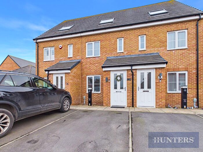 3 Bedroom Terraced House For Sale In Ernest Avenue, Cayton, Scarborough, YO11