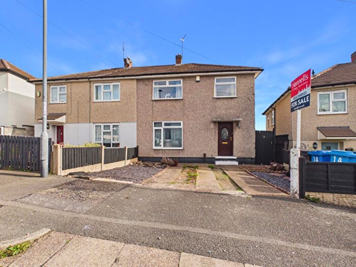 3 Bedroom Semi Detached House For Sale In Fulham Road, Derby, Derbyshire, DE22