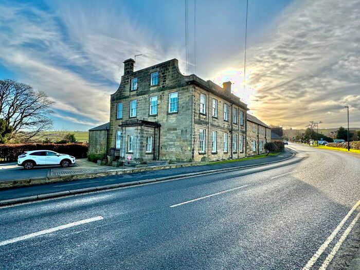 2 Bedroom Flat For Sale In Coach Road, Sleights, Whitby, North Yorkshire, YO22