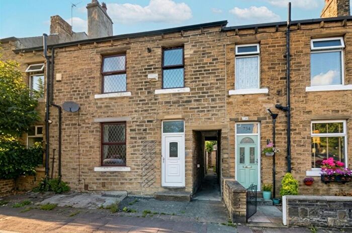 3 Bedroom Terraced House For Sale In Manchester Road, Huddersfield, HD4