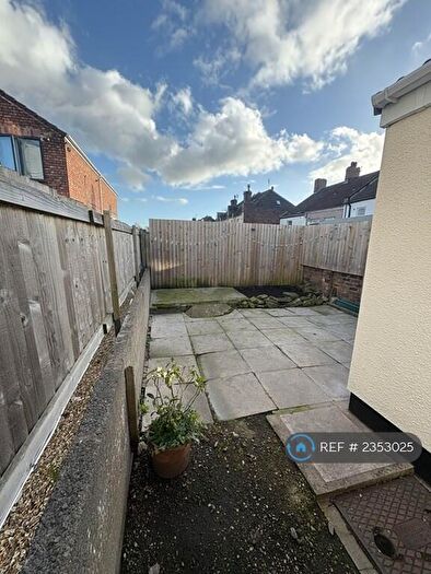 4 Bedroom Terraced House To Rent In Whitehall Road, Bristol, BS5
