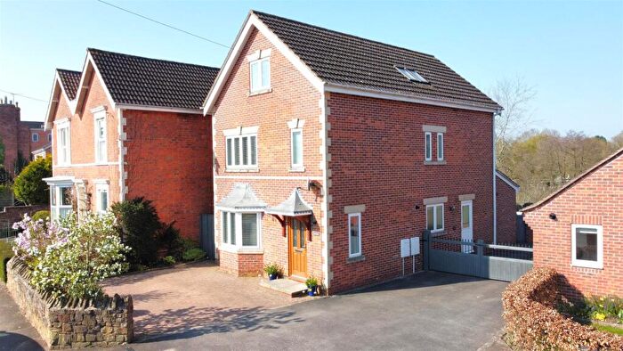 4 Bedroom Detached House For Sale In Culver Street, Newent, GL18