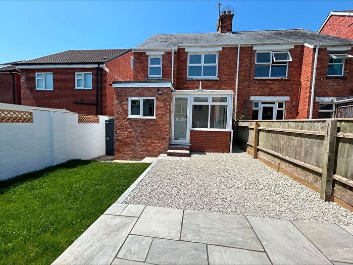 3 Bedroom Property To Rent In Southdown Road, Weymouth, DT4