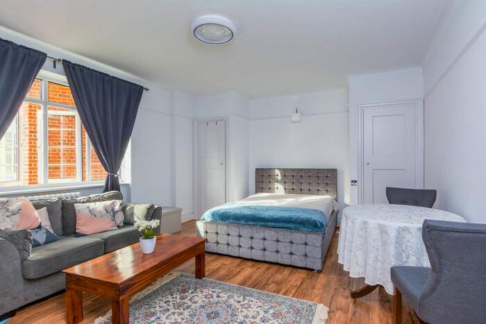 Studio To Rent In Pembroke Road, Kensington, London, W8