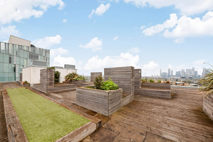 1 Bedroom Flat For Sale In Cavatina Point, London, SE8