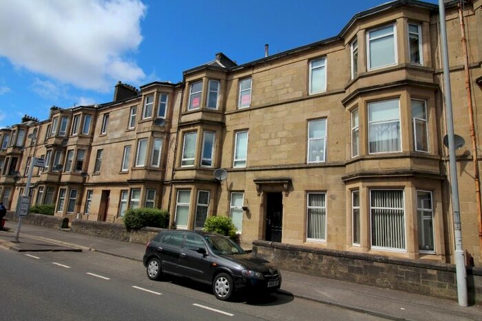 2 Bedroom Flat To Rent In Glasgow Road, Paisley, PA1