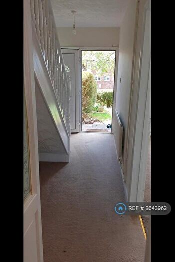 3 Bedroom Terraced House To Rent In Stonelea Road, Hemel Hempstead, HP3