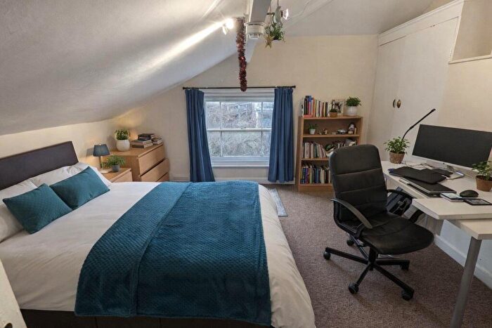 5 Bedroom Detached House To Rent In Byron Place, Bristol, BS8