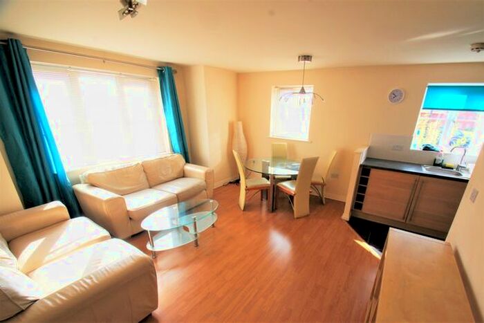 2 Bedroom Flat To Rent In Signet Square, Coventry, CV2