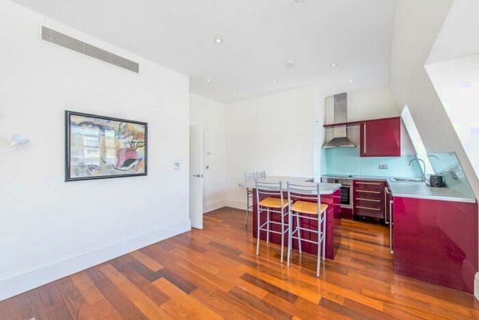 1 Bedroom Flat To Rent In Campden Hill Gardens, London, W8