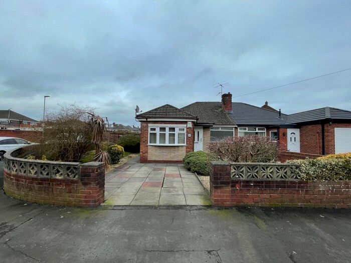 2 Bedroom Bungalow To Rent In Camberwell Crescent, Wigan, WN2
