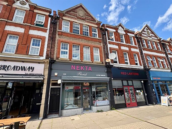 3 Bedroom Apartment To Rent In The Broadway, Thorpe Bay, SS1