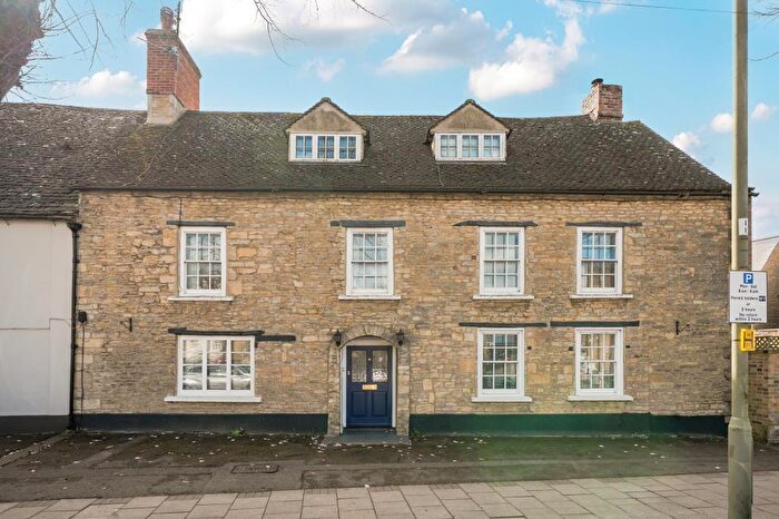4 Bedroom Cottage For Sale In Corn Street, Witney, OX28