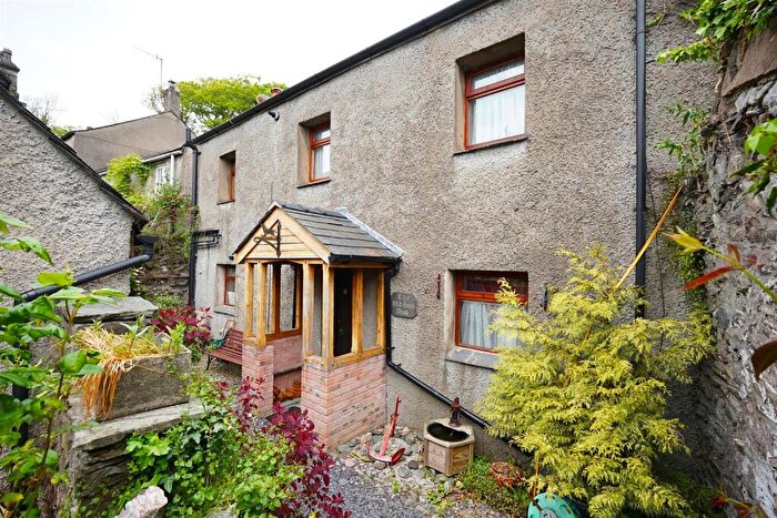 3 Bedroom Cottage For Sale In New Street, Broughton-In-Furness, LA20