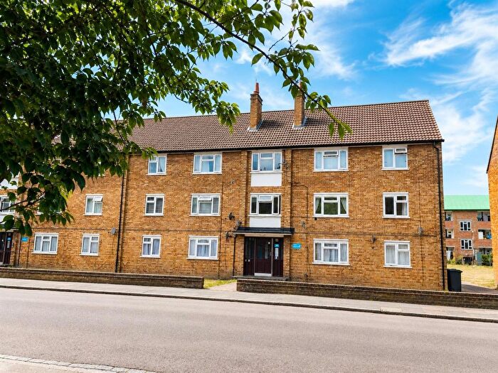 2 Bedroom Flat For Sale In Weston Grove, Bromley, BR1