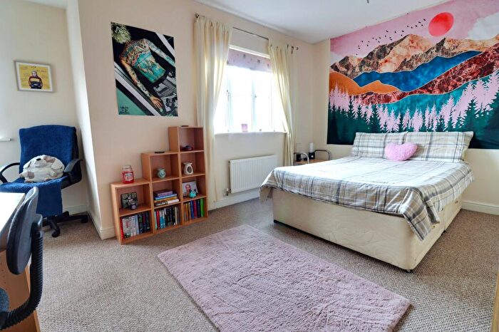 4 Bedroom Detached House For Sale In Swansmoor Drive, Hixon, ST18