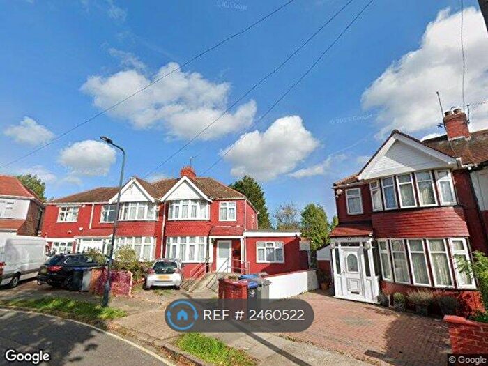 5 Bedroom Semi-Detached House To Rent In Lancelot Road, Wembley, HA0